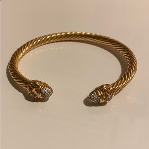 David Yurman Cuff 18k with diamonds